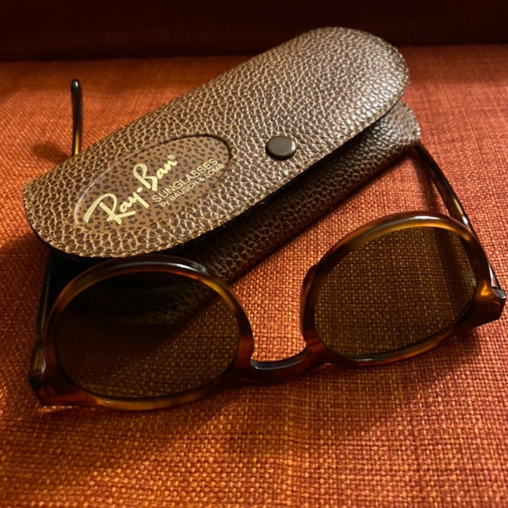 Ray Ban Bausch and Lomb Sunglasses - Picture 2 of 4
